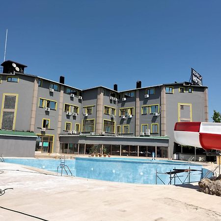 בויוקצ'קמג'ה Respiro Park Hotel מראה חיצוני תמונה